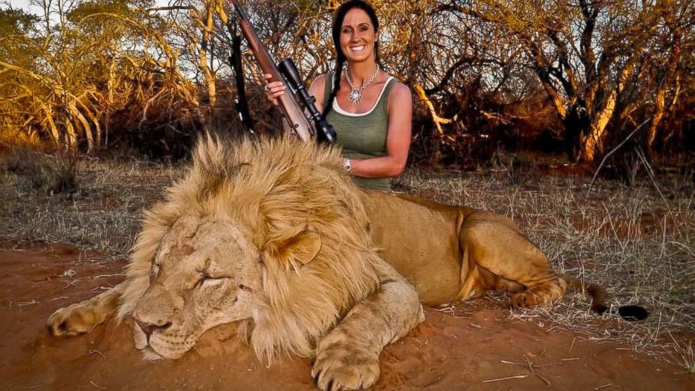 HT_melissa_bachman_with_lion_jt_131116_16x9_992