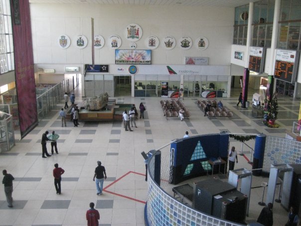 Lusaka_International_Airport_inside