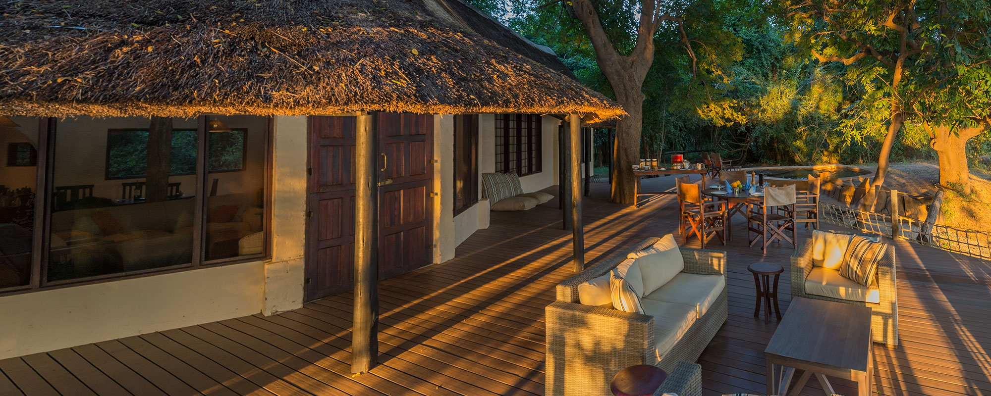 RobinsHouse_Header